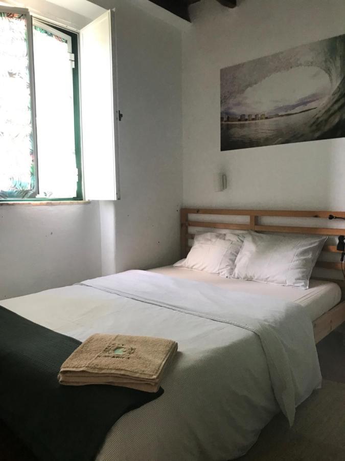 Getwet Surfcamp II Hostel Costa de Caparica Buitenkant foto